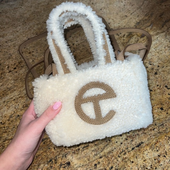 Telfar x ugg reverse shearling mini bag - Picture 2 of 6